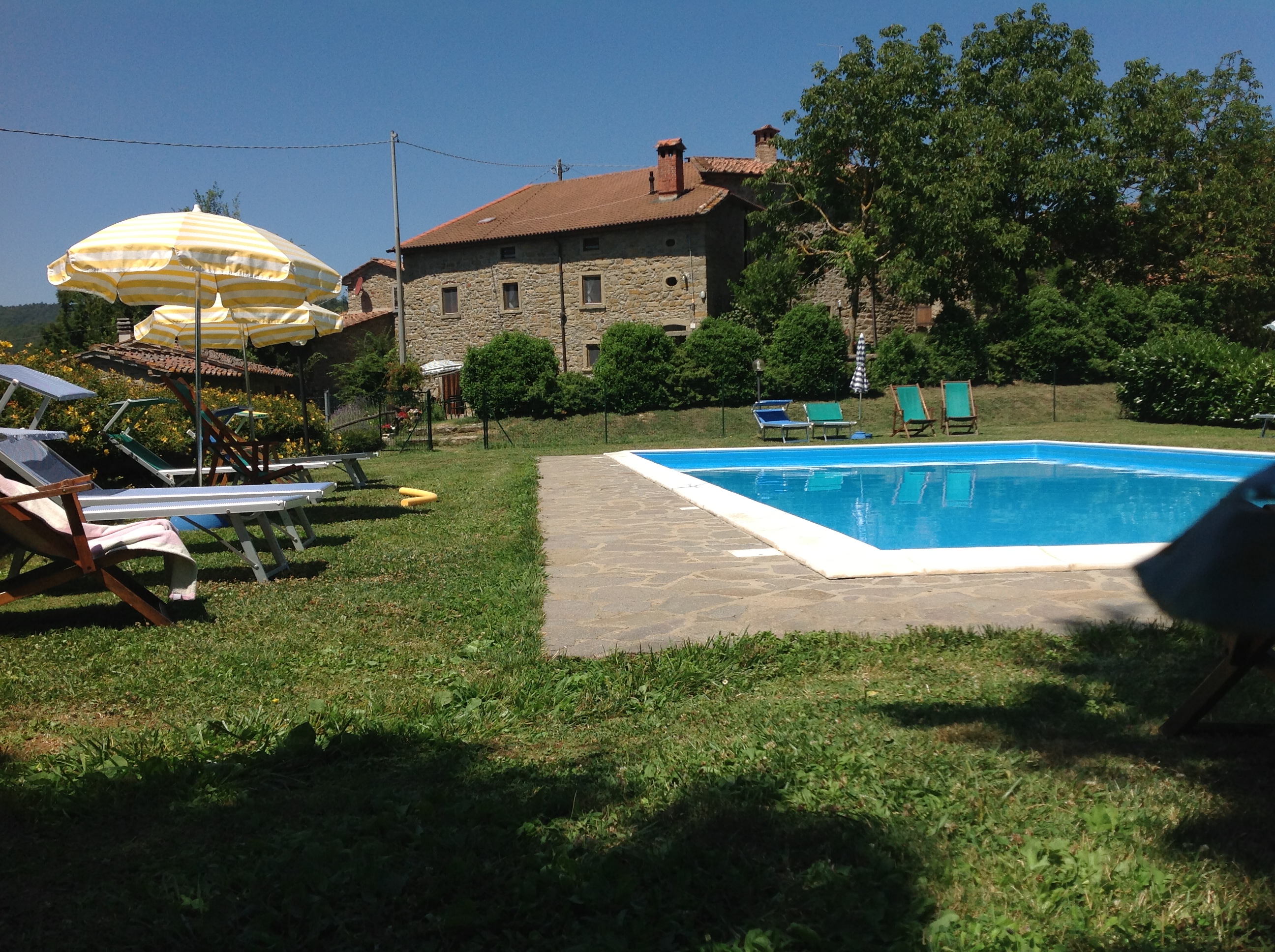 15_Agriturismo, vakantiewoning met zwembad, kleinschalig, il Castelluccio,Toscane, Arezzo, terras, appartementen, Italië 1