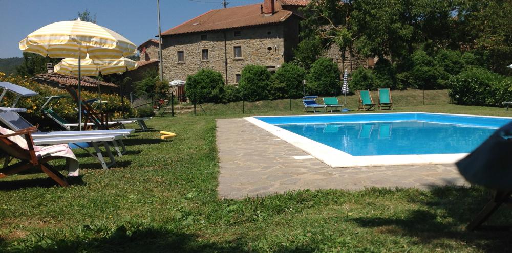 15_Agriturismo, vakantiewoning met zwembad, kleinschalig, il Castelluccio,Toscane, Arezzo, terras, appartementen, Italië 1