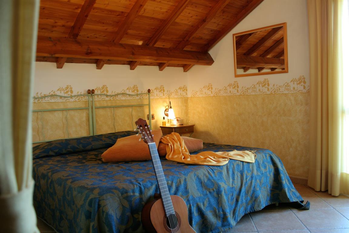 287_Agriturismo, vakantiehuis met zwembad, Piemonte, Bloemenriviera, Dolcedo, kust, Benza, Italië, appartement Gialla 4