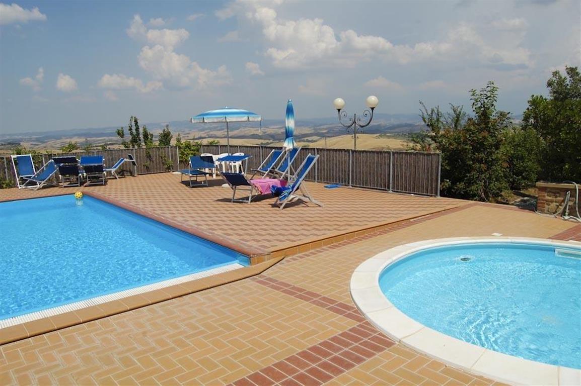 358_Agriturismo, vakantiehuis met zwembad, Toscane, Volterra, Lajatico, Podere Casino, Italië, zwembad 4