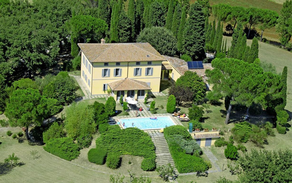375_Luxe vakantiewoning, vakantie huis met privé zwembad, Umbrië, Castiglione del Lago, Poggio Falcone, Italië 1.1