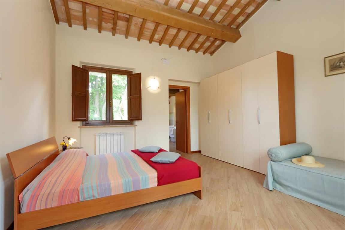 378_Vakantiewoning, vakantiehuis met privé zwembad, Marche, San Severino, Villa dei Pini, Italië 12