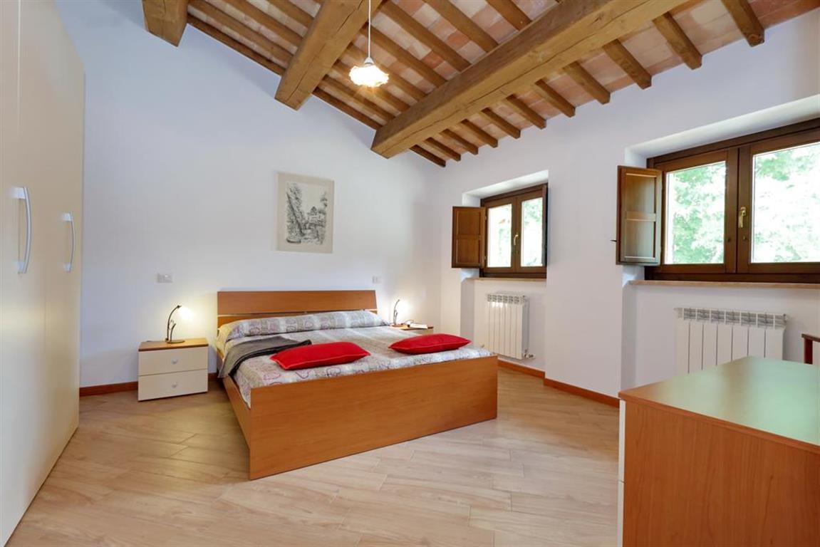 378_Vakantiewoning, vakantiehuis met privé zwembad, Marche, San Severino, Villa dei Pini, Italië 7