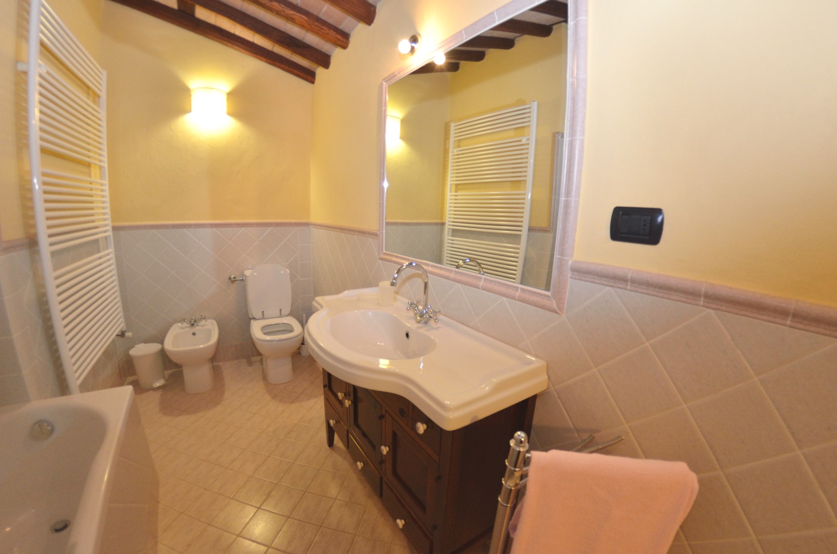 420_Casa Batticapo di Ilaria, Lucca, Toscaanse kust, Pisa, kleinschalig, vakantiehuis met privézwemad (2)