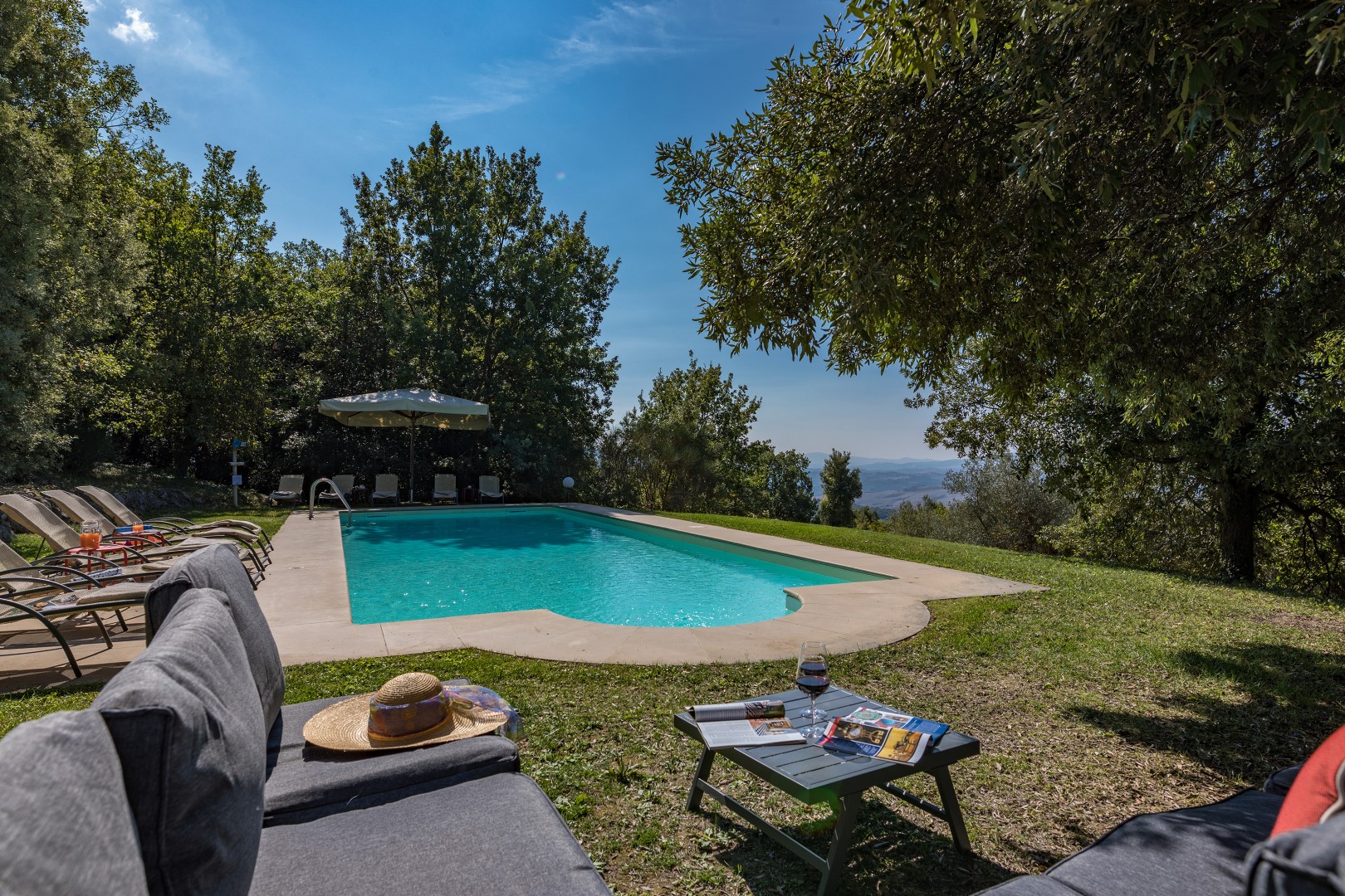 447_13cf180_Luxe villa met privé zwembad en panoramisch uitzicht, Toscane, San Gimignano (2)