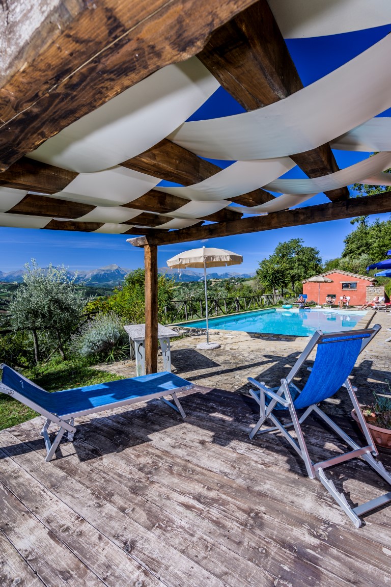 74_Agriturismo, Marche, vakantiehuis met zwembad, kleinschalig, Macerata, Il Nido del Falco, Italië appartement 28