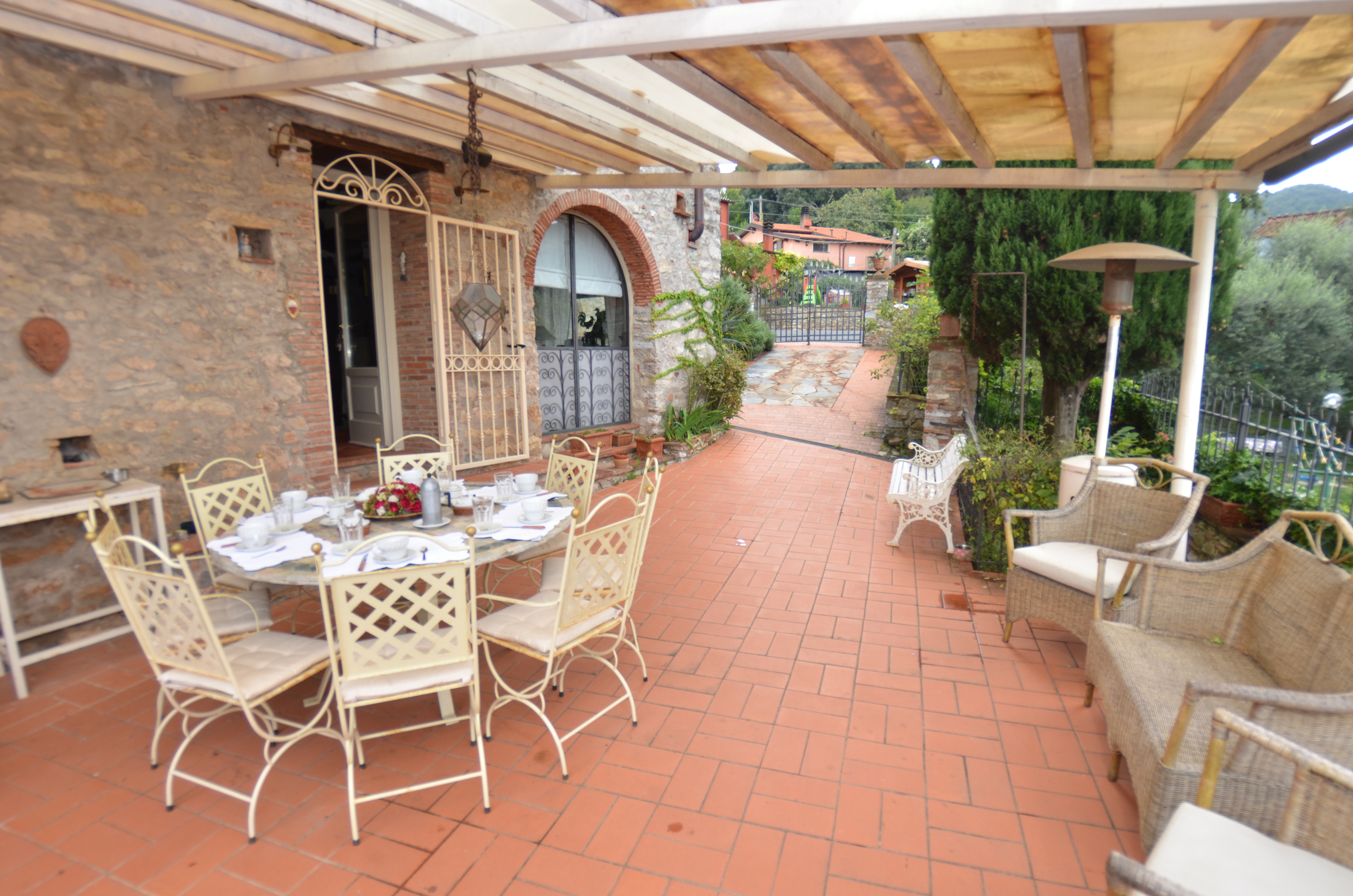 88_1bafd31_Casa Borgo Bucatra, vakantiehus met privé zwembad, panoramisch uitzicht, Toscane, Lucca (33)