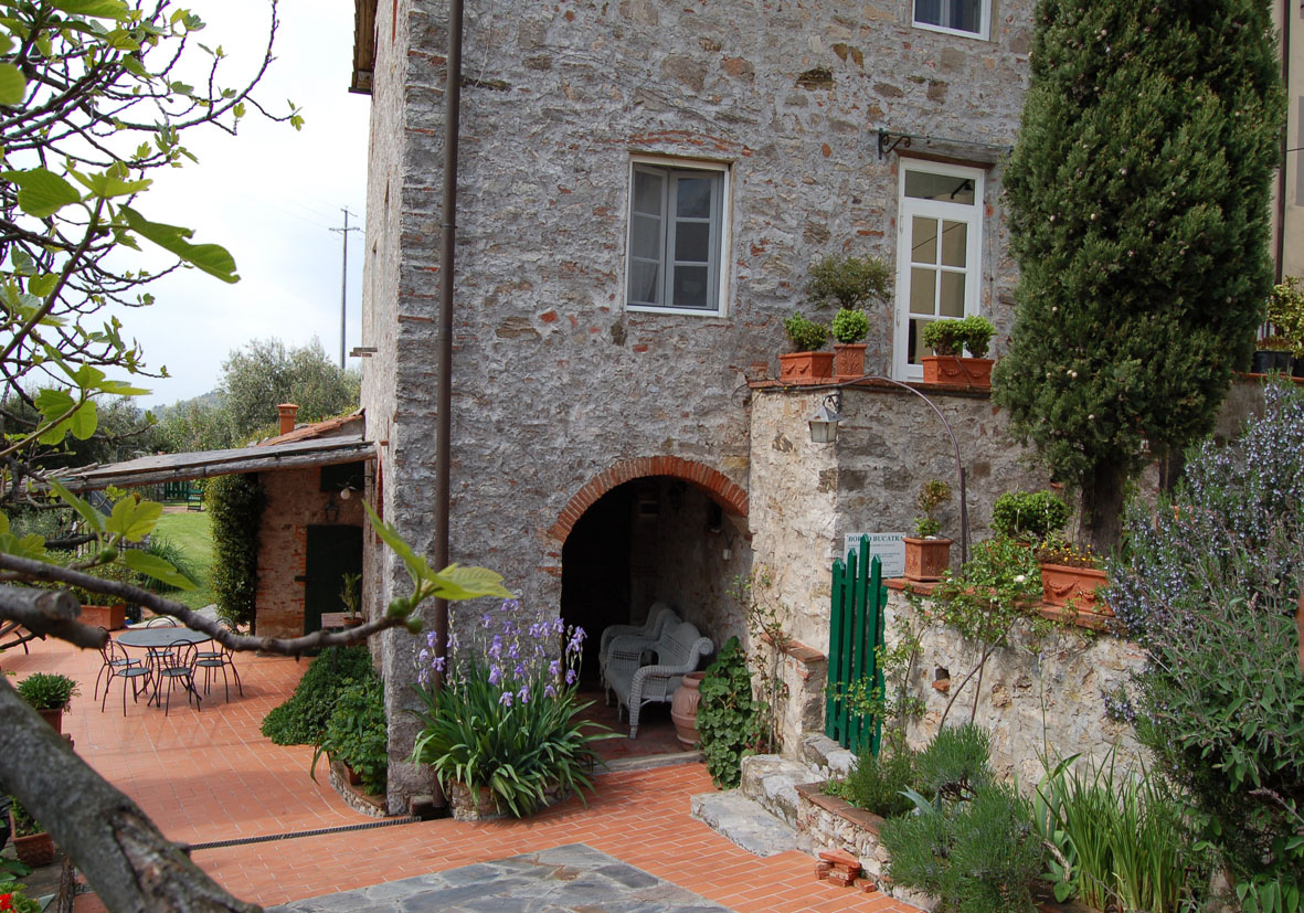 88_fc28b25_Casa Borgo Bucatra, vakantiehus met privé zwembad, panoramisch uitzicht, Toscane, Lucca (19)