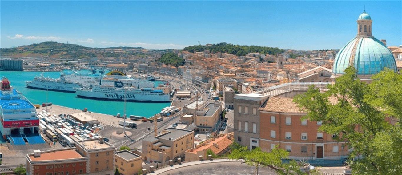 12_vakantiewoning, vakantiehuis met zwembad, Marche, Recantie, Conero, Italie 23