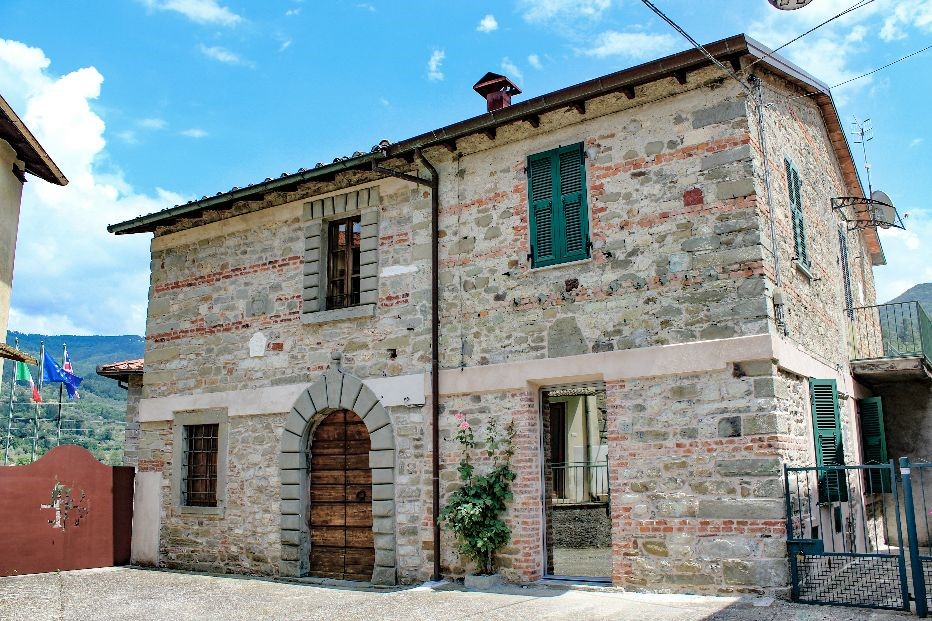 166_a50b2fe_Castello Prtaogrande (1)