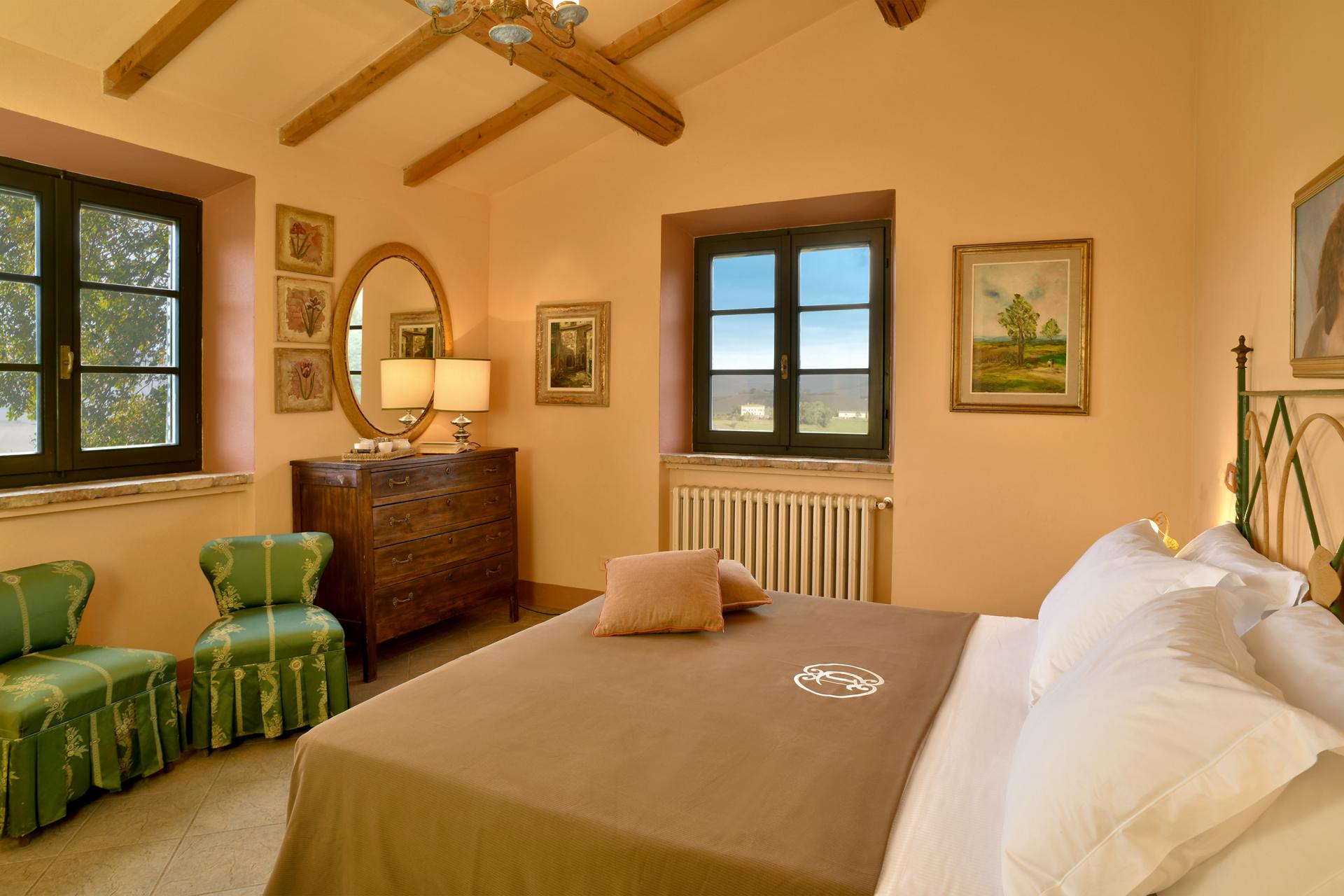 416_11. Villa Gigliola Luxe vakantiewoning met prive Zwembad Toscaanse kust-Italie