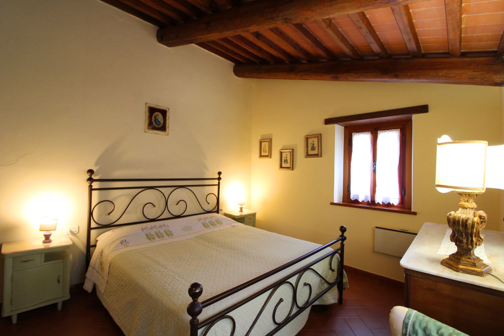 423_e3a5b2e_Vakantiehuis met privé zwembad. Florence (9)