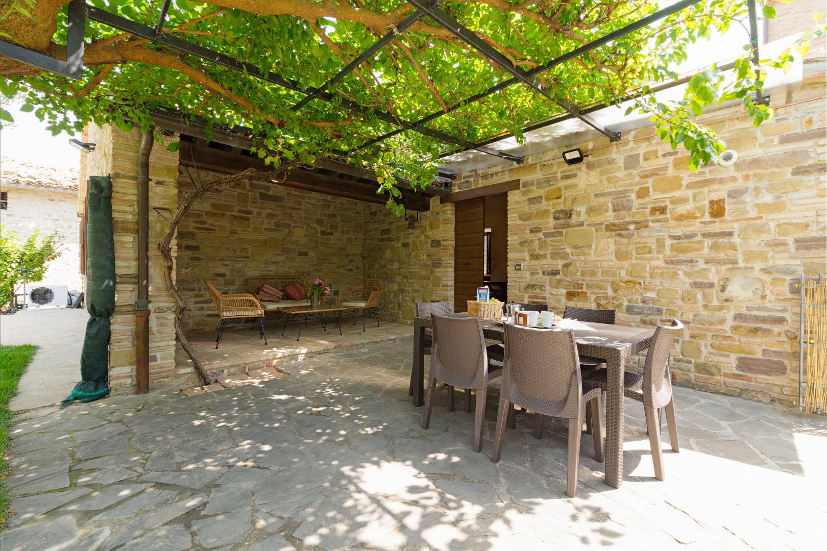 457_a1a1241_Casa Paris, vakantiewoning met prive zwembad, Marche (19)
