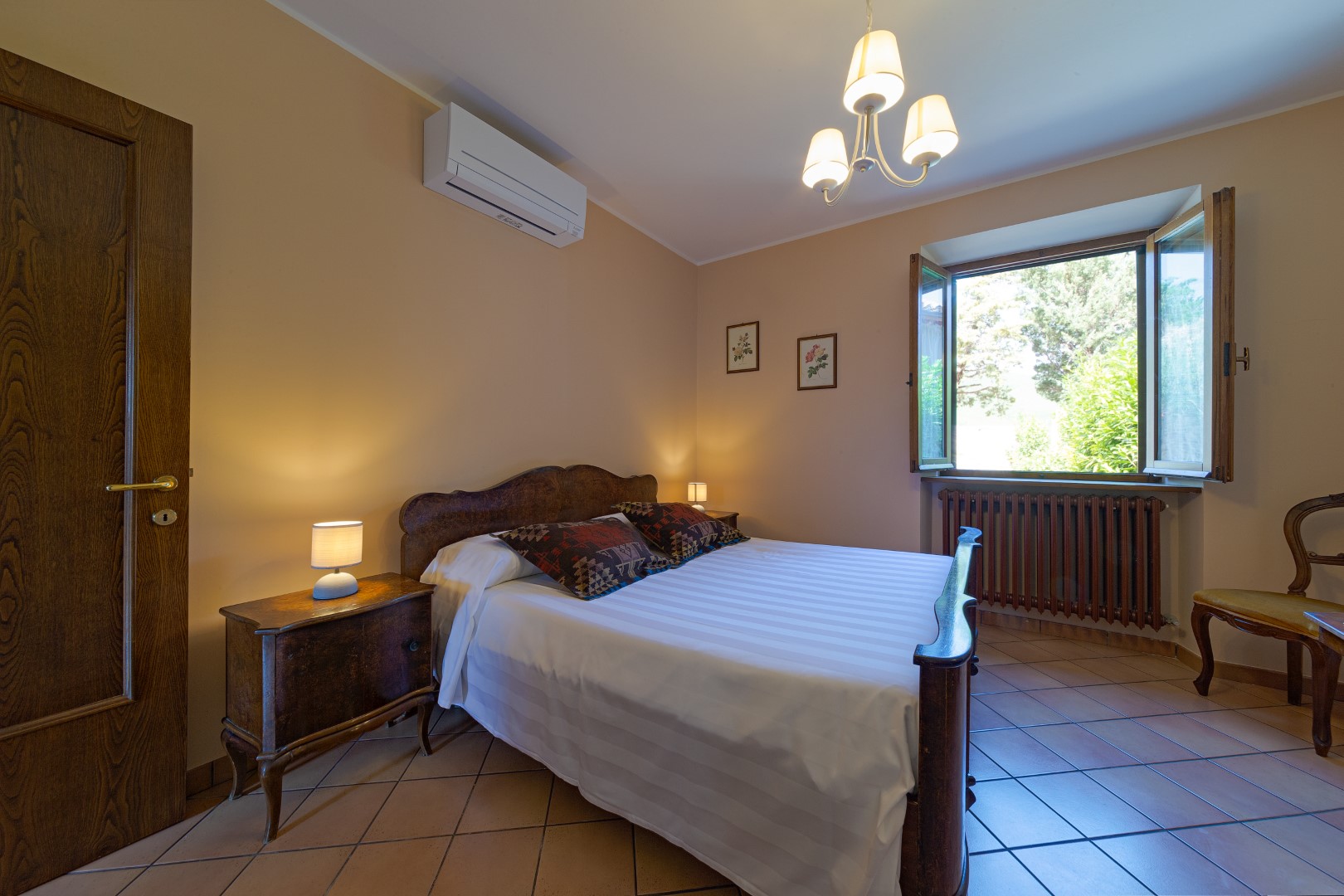 457_d4e1293_Casa Paris, vakantiewoning met prive zwembad, Marche (2)