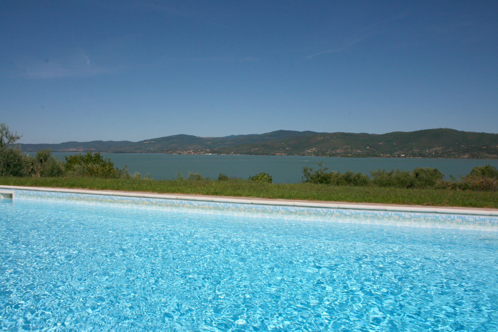 200_81418eb_Casa Monte del Lago vakantiehuis met prive zwembad Trasimenomeer Magione121