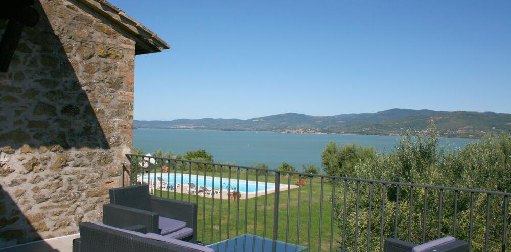 200_f6ceb99_Casa Monte del Lago vakantiehuis met prive zwembad Trasimenomeer Magione14