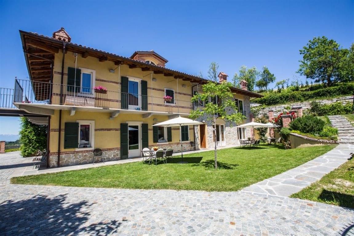 238_Agriturismo, Luxe vakantiehuis met zwembad, Piemonte, Alba, Bricco Torricella, Italie 2