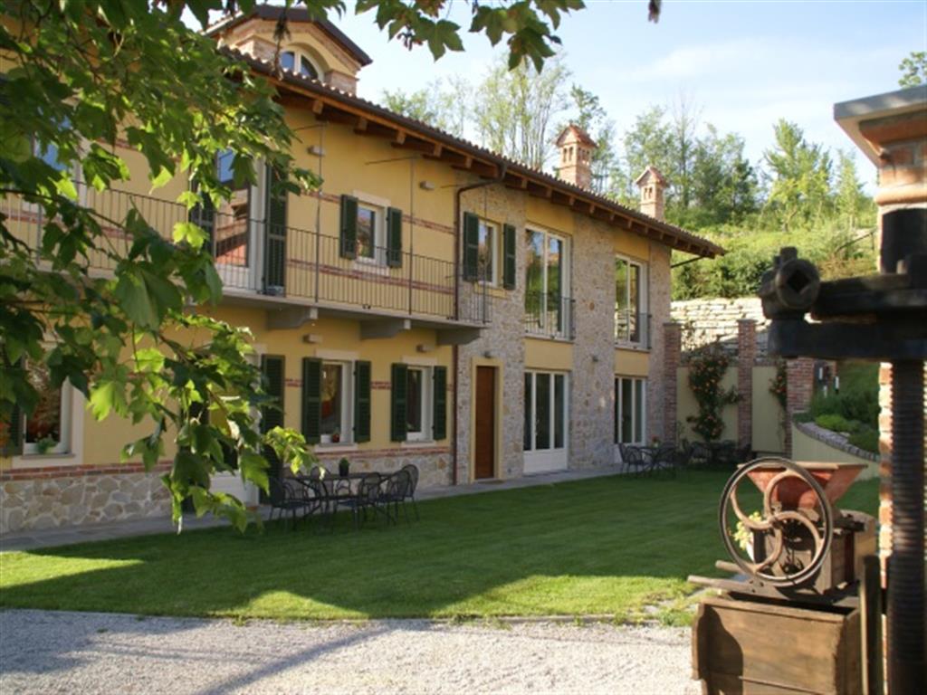 238_Agriturismo, Luxe vakantiehuis met zwembad, Piemonte, Alba, Bricco Torricella, Italie 21