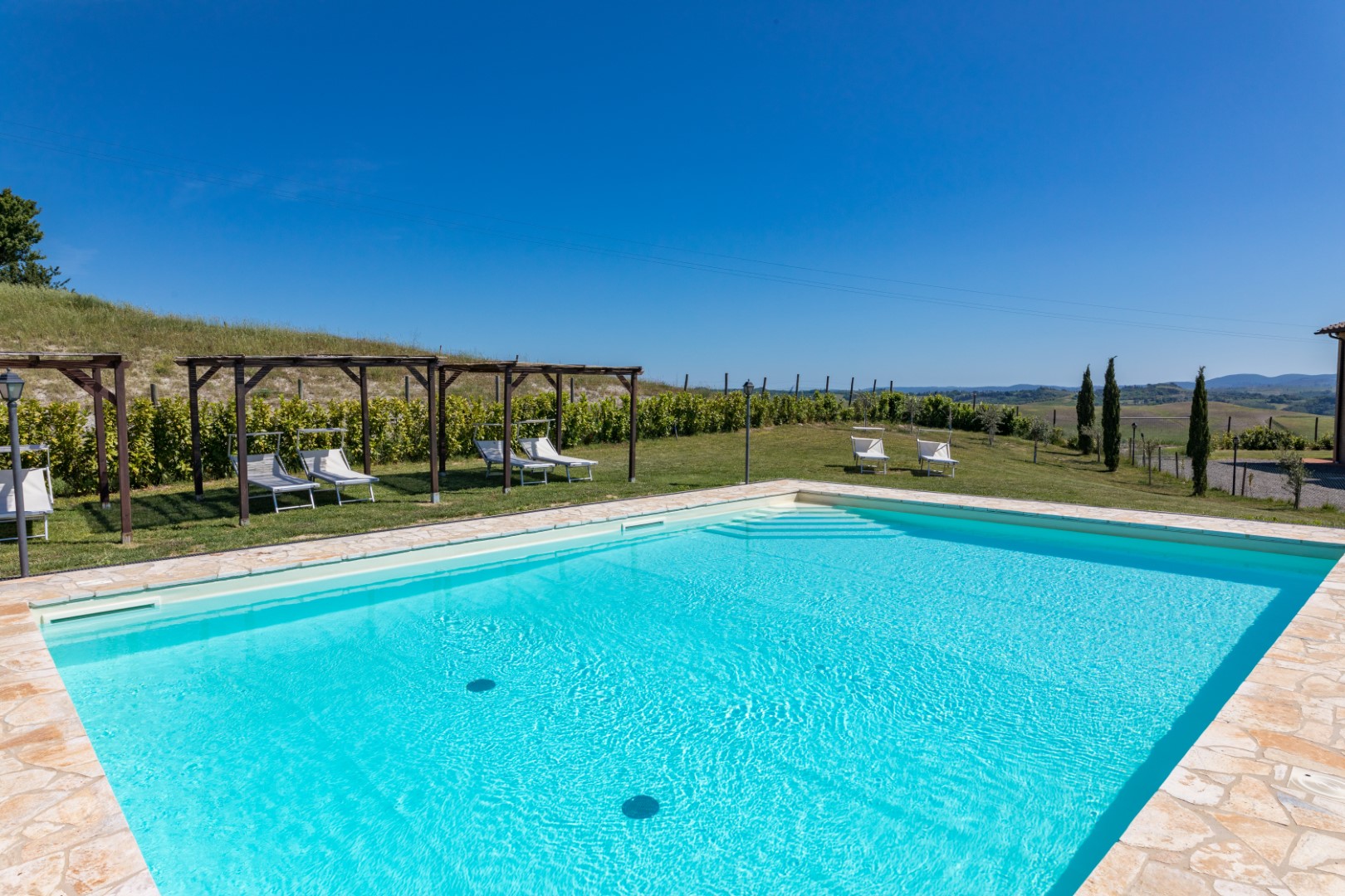 330_16dbbc4_Agriturismo, vakantiehuis met zwembad, kleinschalig, Toscane, Buonconvento, Siena, Podere Torricella, Italie (7)