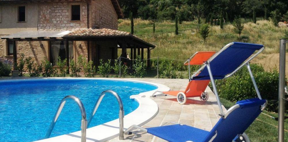 365_Vakantiewoning, vakantiehuis met privÃ© zwembad, Marche, San Severino, Macerata, Girasole, ItaliÃ« 1