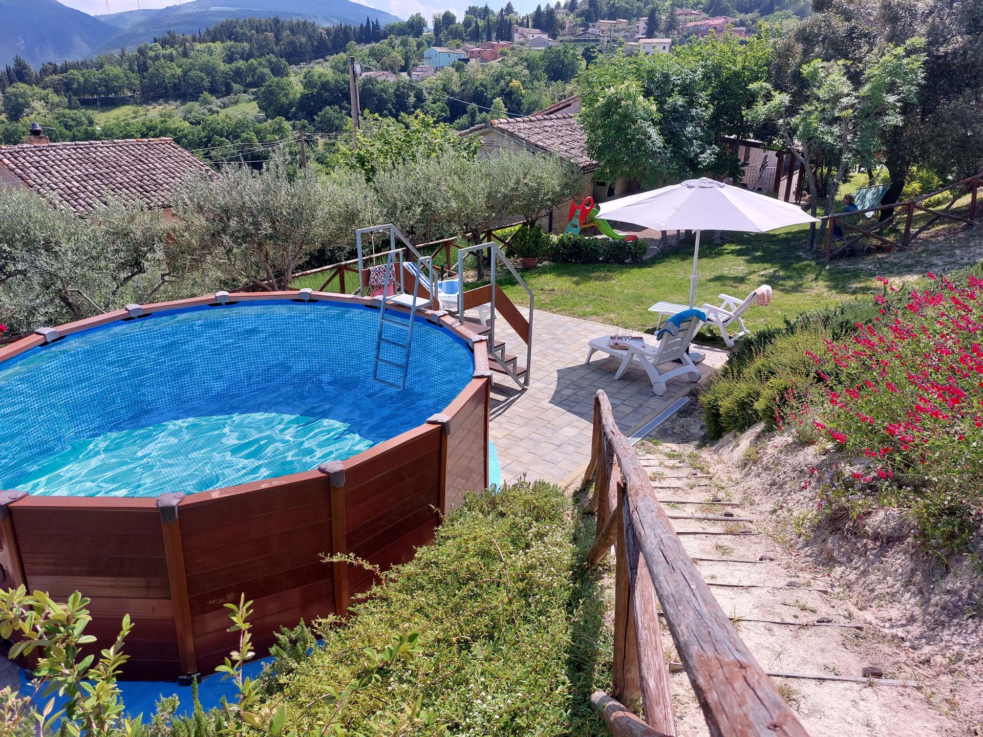 404_c7dbef4_vakantiewoning, Marche, privé zwembad, vakantiehuis,San Severino, Casale della Serra, Zwembad (2)