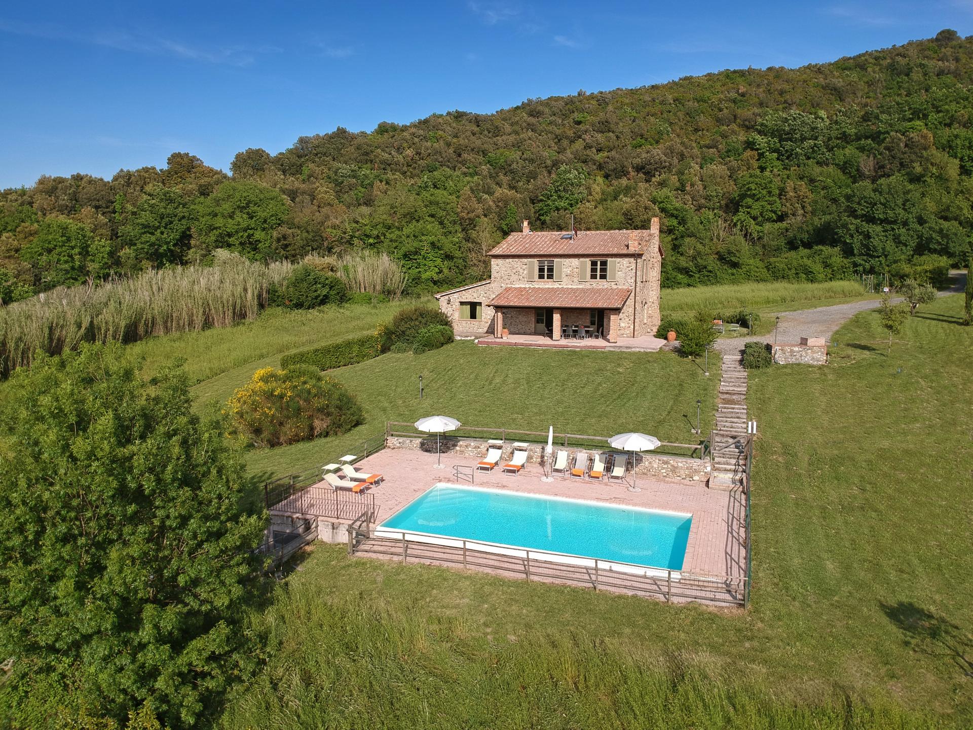 406_861aa37_Villa Casale vakantiehuis met prive zwembad Toscaanse kust Cecina Guardistallo