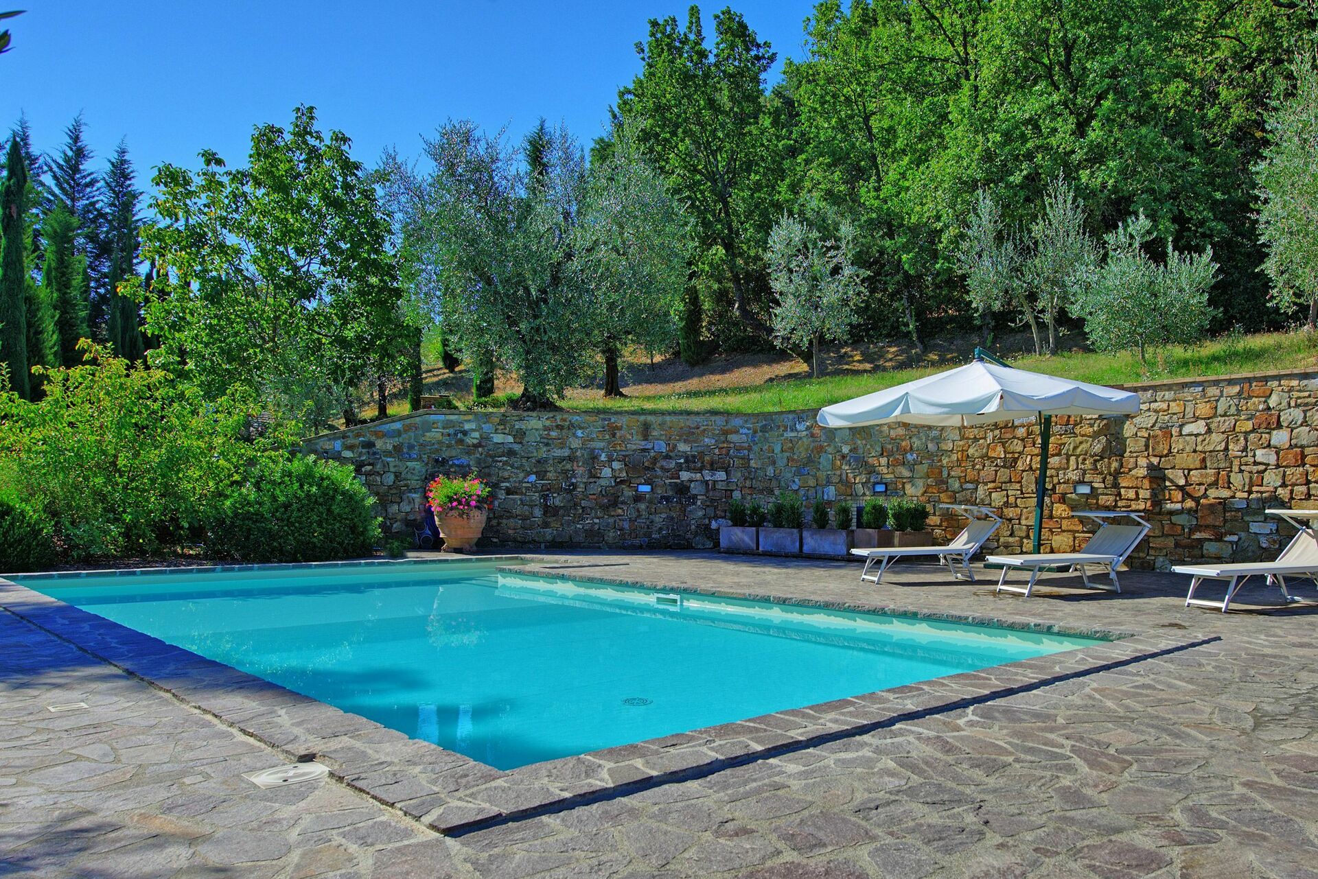 450_ce8ca3f_Villa Montalcino met prive zwembad, Val d'Orcia, Montepulciano, Toscane (21)