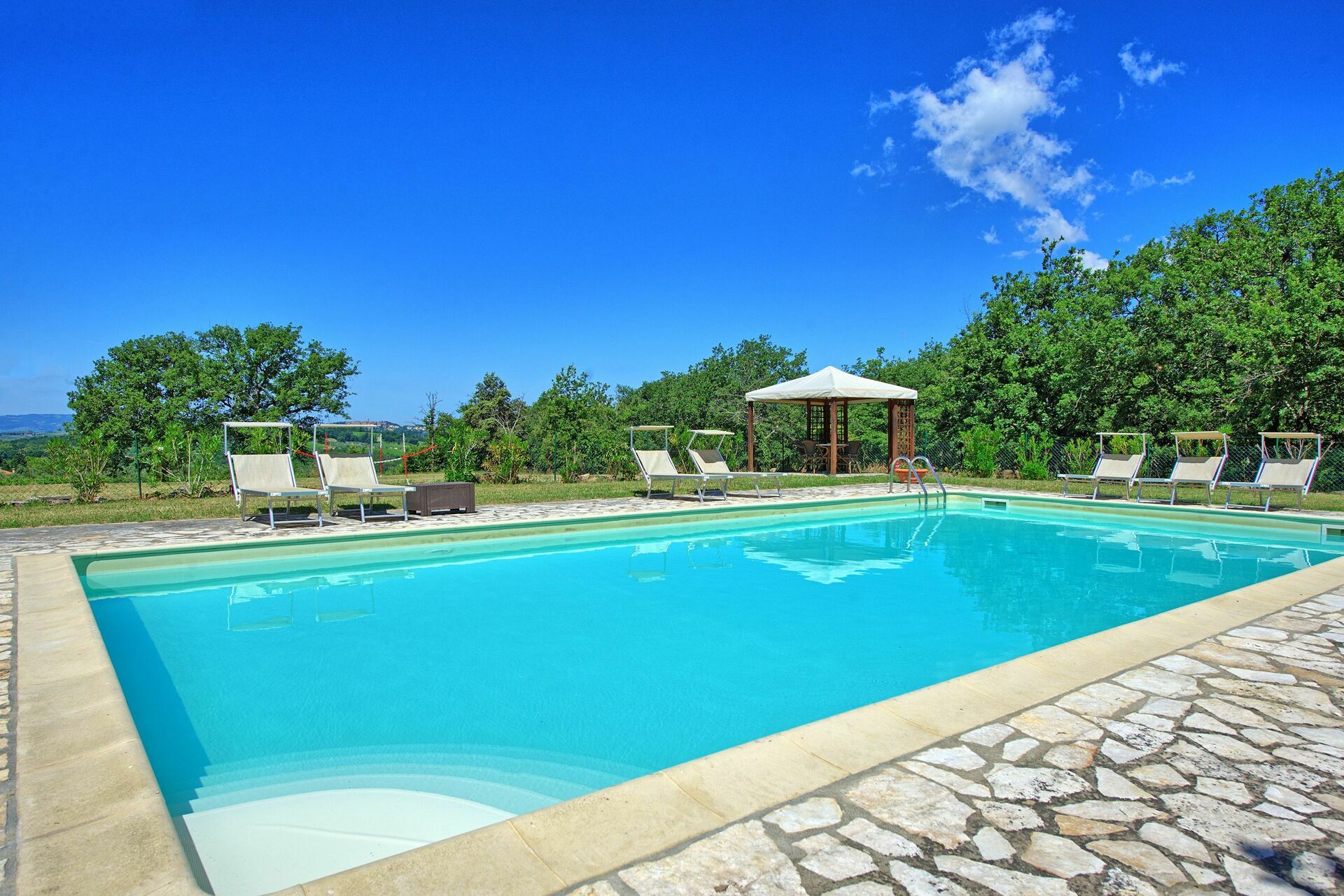 453_9fd26cc_Agriturismo San Donato met zwembad, loopafstand dorp, appartementen, villa, vlakbij Florence gelegen, Toscane (4)