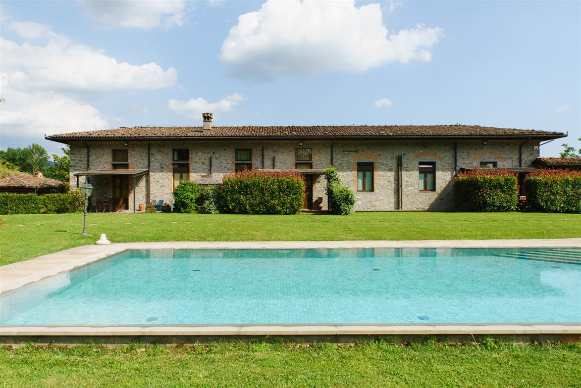 84_vakantiewoning,Toscane, zwembad, vakantiehuis, Lucca, Barga, Casa Filandra, Italie 13