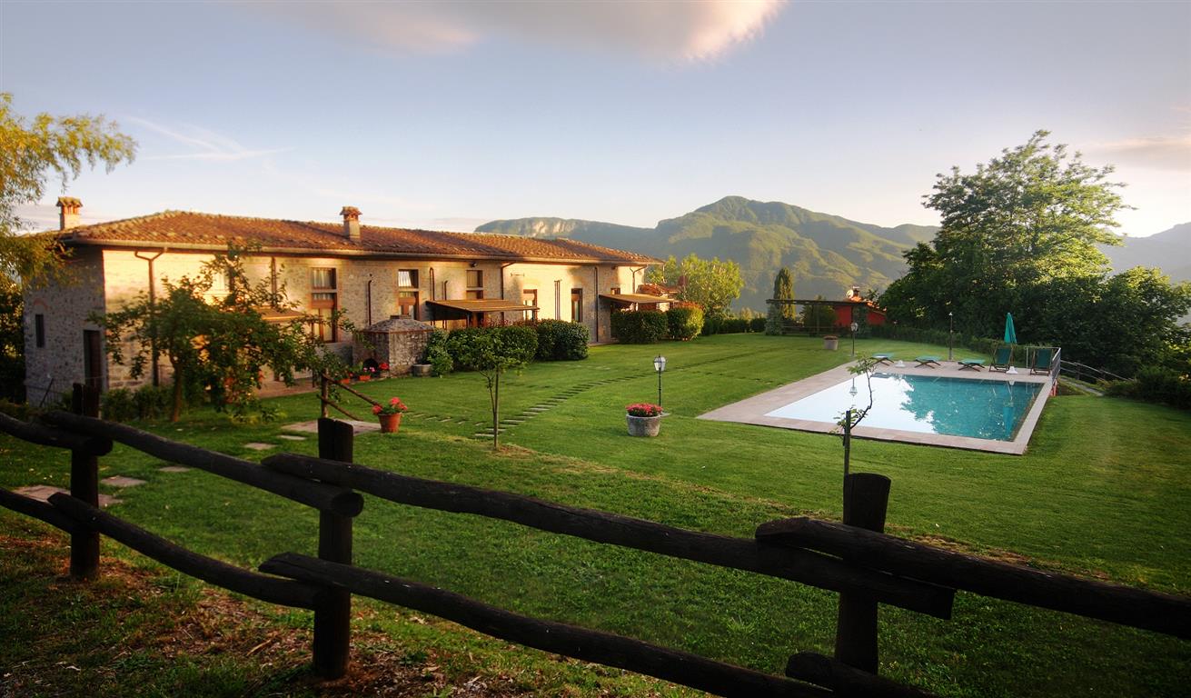 84_vakantiewoning,Toscane, zwembad, vakantiehuis, Lucca, Barga, Casa Filandra, Italie 3